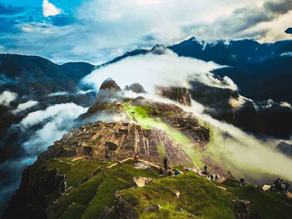 Machu-Picchu-guided-tour