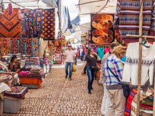 How to bargain at Peruvian markets? Expert Tips